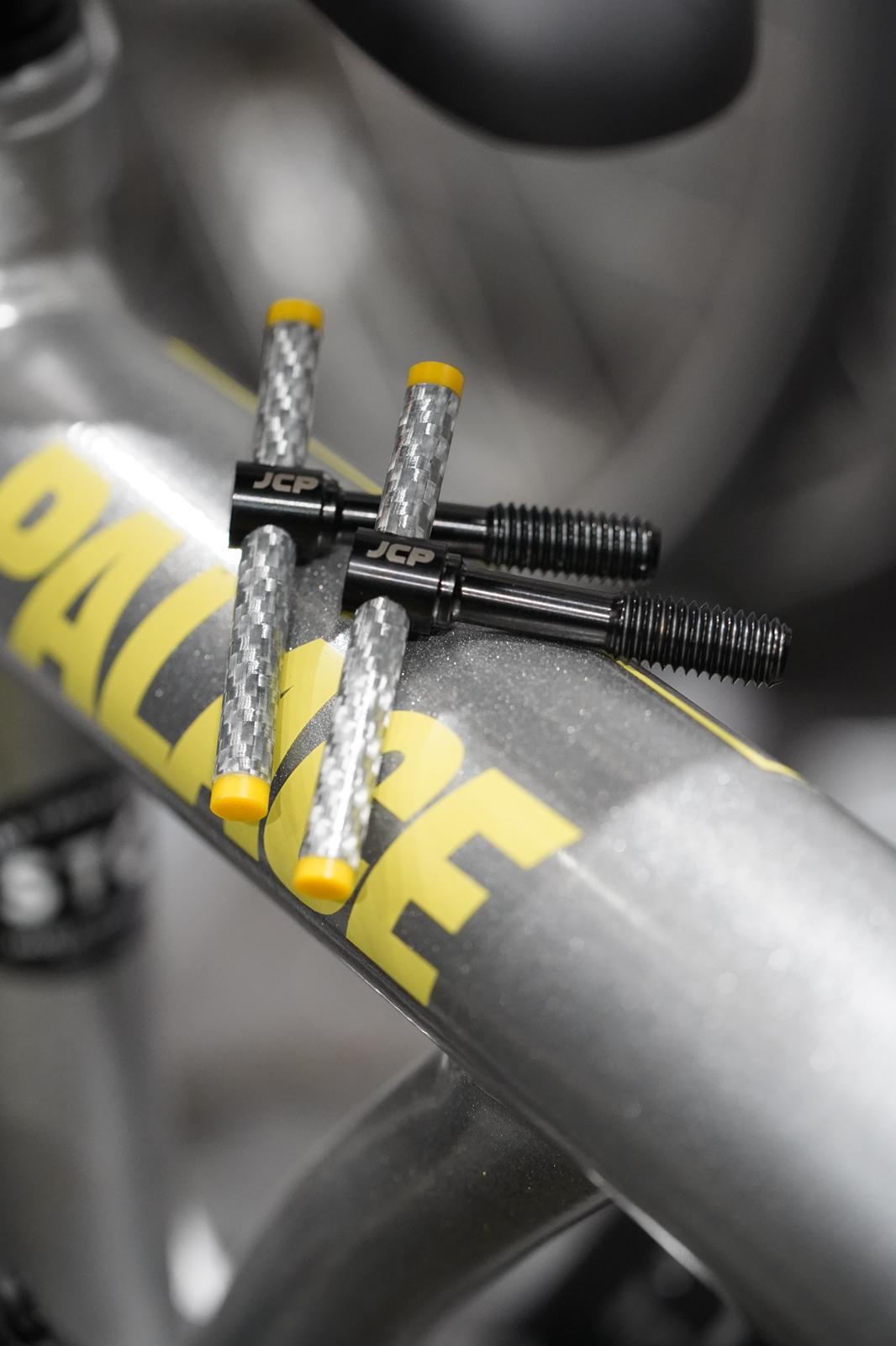 JCP Custom Titanium x Carbon Hinge Clamp Lever (Palace)