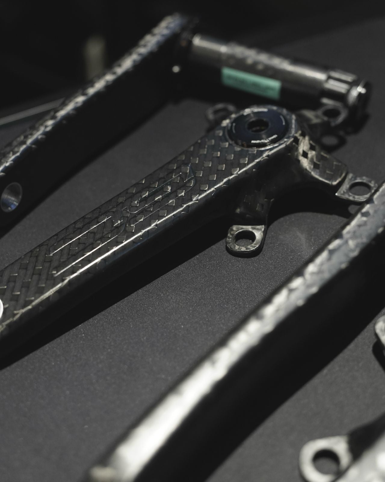 Grigio Carbonio T1000 Carbon Crank for Brompton (170mm / 12K Matt / BCD 110 x 5)