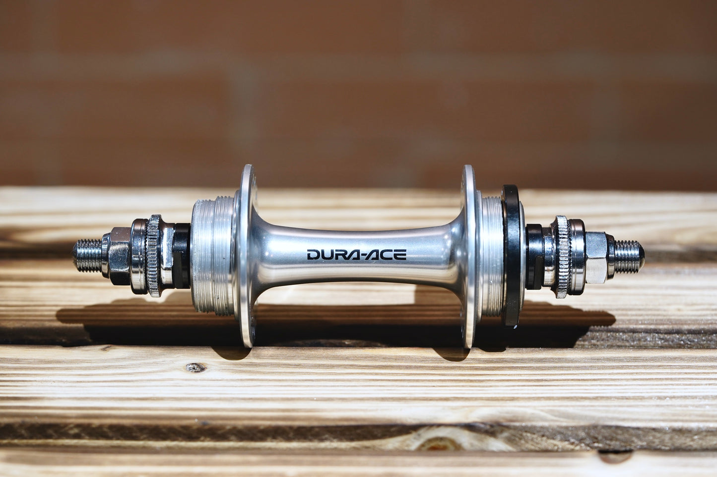 Moyeu Arrière Piste Shimano Dura Ace HB-7710 - 120 Mm Moyeu Arrière Piste Shimano Dura Ace HB-7710 - 120 Mm